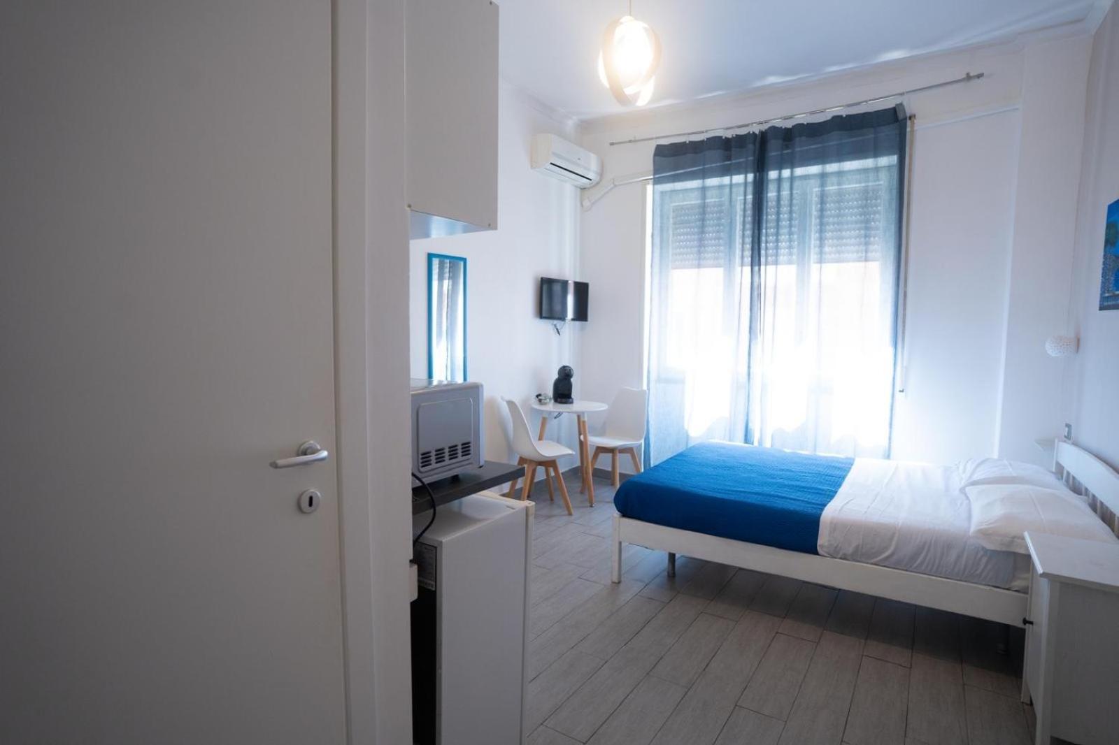 Flyresidence Неаполь Экстерьер фото